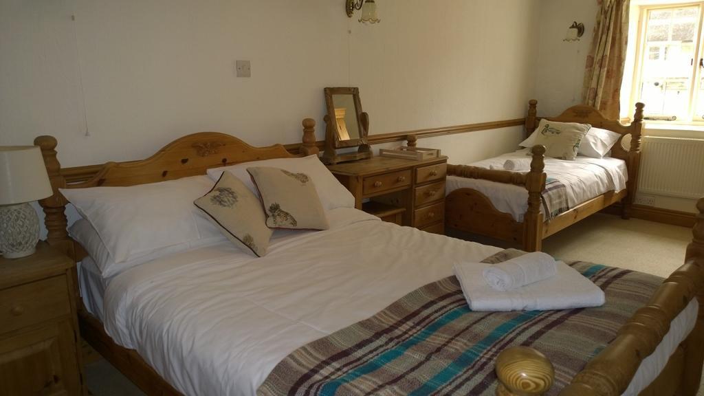 Hotel The Helyar Arms Yeovil Exterior foto