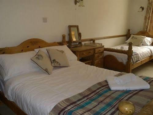 Hotel The Helyar Arms Yeovil Exterior foto